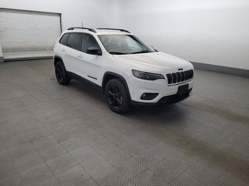 Used 2023 Jeep Cherokee Altitude Lux w/ Mopar Interior Package AWD/4WD image 13