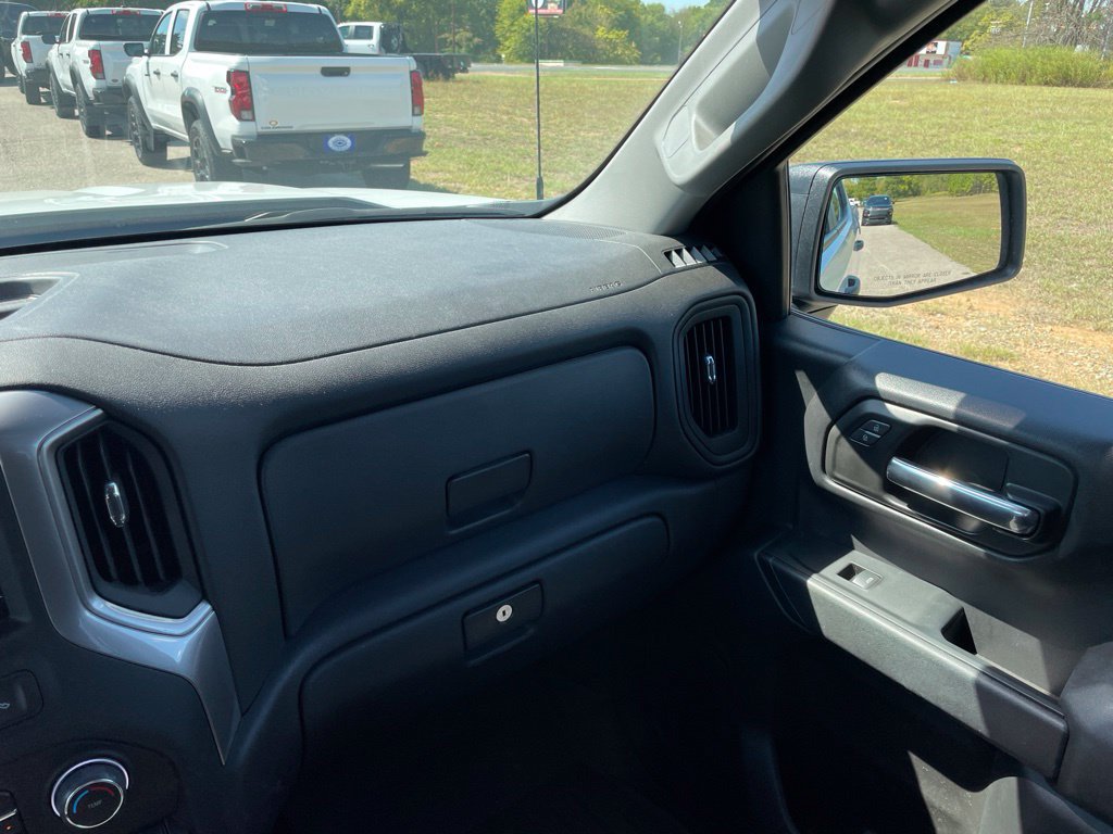 Used 2022 Chevrolet Silverado 1500 Custom RWD image 29