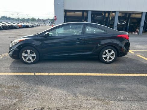 Used 2013 Hyundai Elantra FWD image 3