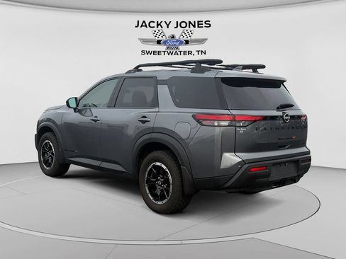 Used 2025 Nissan Pathfinder Rock Creek AWD/4WD image 3