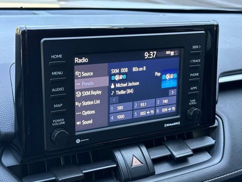 Used 2020 Toyota RAV4 XLE w/ XLE Grade Weather Package AWD/4WD image 15