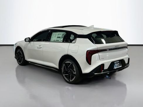 New 2026 Kia K4 GT-Line Turbo w/ GT-Line Premium Package FWD image 5
