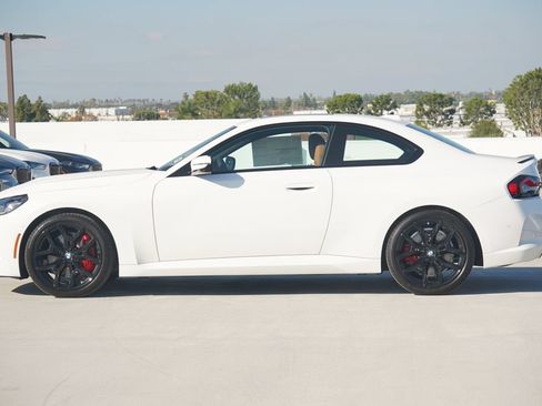 Used 2026 BMW 230i Coupe w/ Premium Package RWD image 4