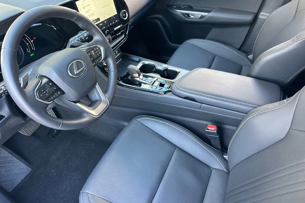 Used 2026 Lexus NX 350h AWD w/ Accessory Package (Z1) image 10