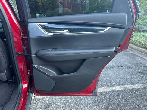 Used 2024 Cadillac XT5 Premium Luxury image 16