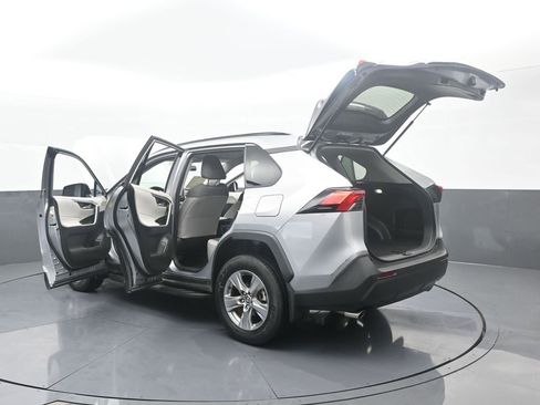 Used 2023 Toyota RAV4 XLE image 77