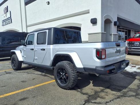 Used 2022 Jeep Gladiator Sport AWD/4WD image 7