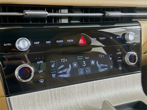 New 2025 Genesis G80 2.5T Advanced image 16