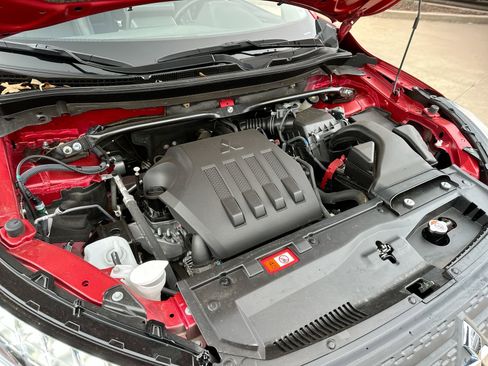 Used 2024 Mitsubishi Eclipse Cross SE image 25