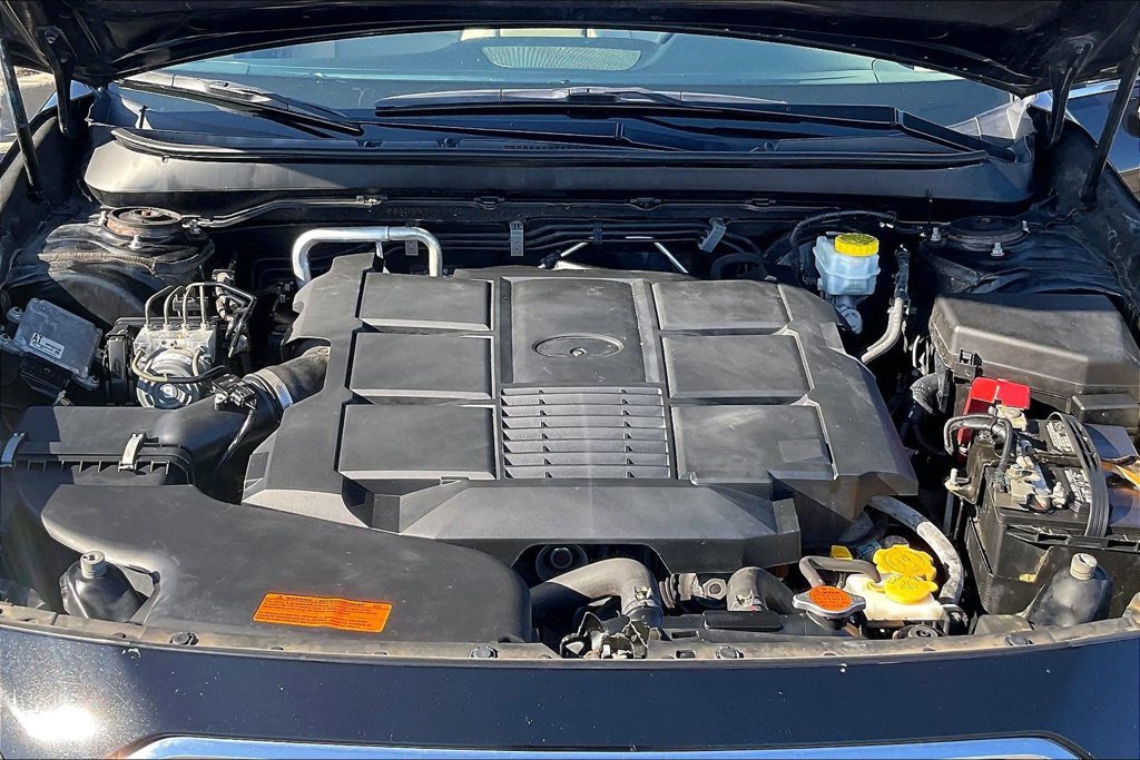 Used 2018 Subaru Outback 3.6R Limited AWD/4WD image 38
