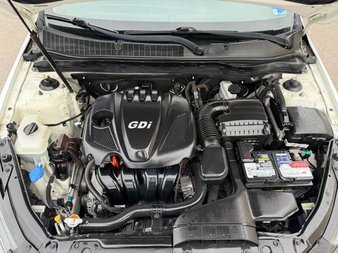Used 2015 Kia Optima LX FWD image 19