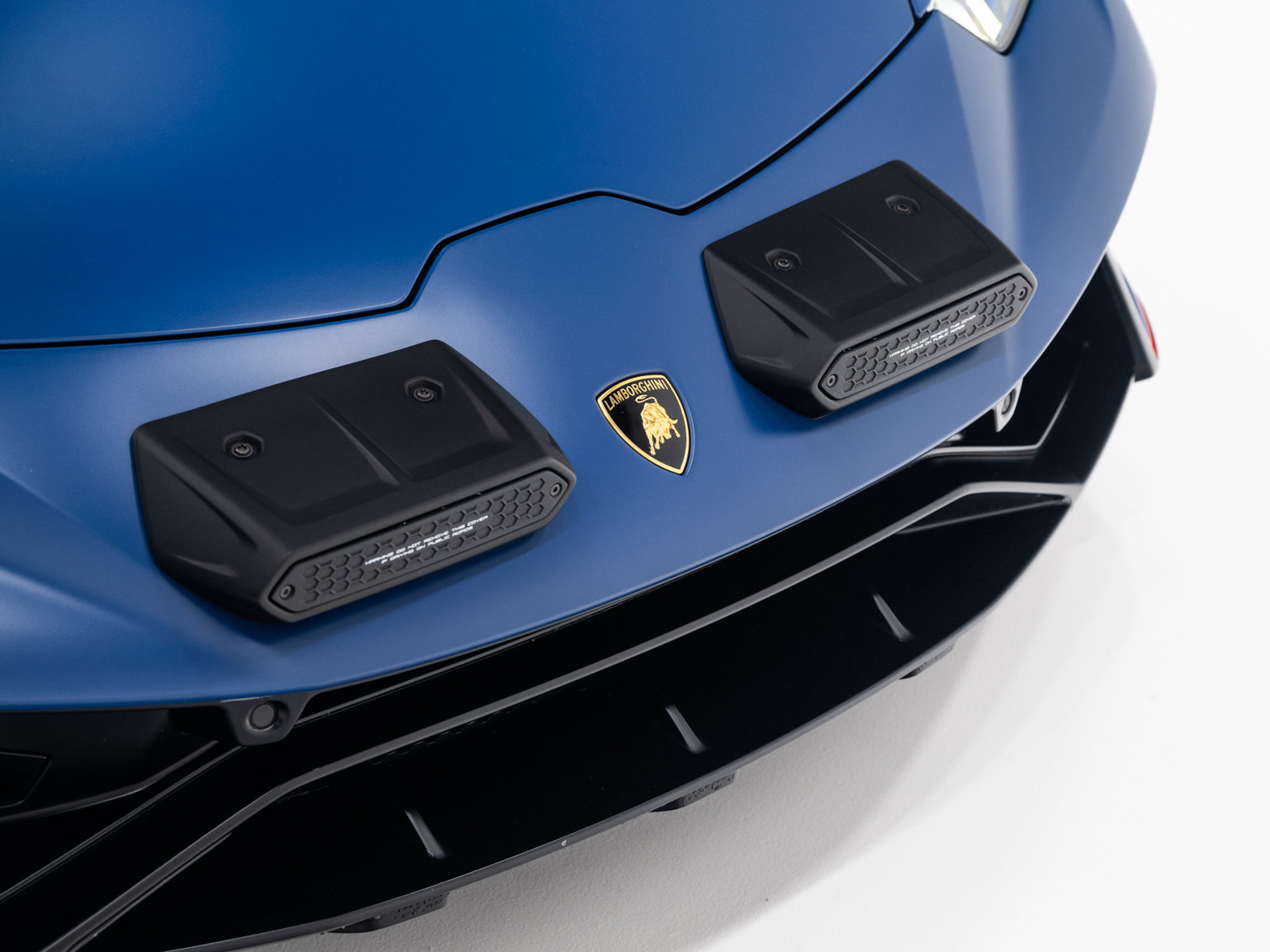 Used 2023 Lamborghini Huracan Sterrato AWD/4WD image 16