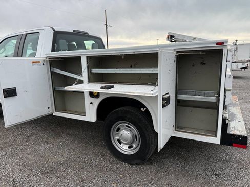 Used 2017 Ford F350 XL image 31