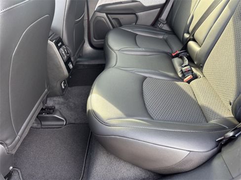 New 2026 Jeep Compass Latitude image 20