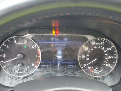 Used 2021 Nissan Altima 2.5 SR FWD image 3