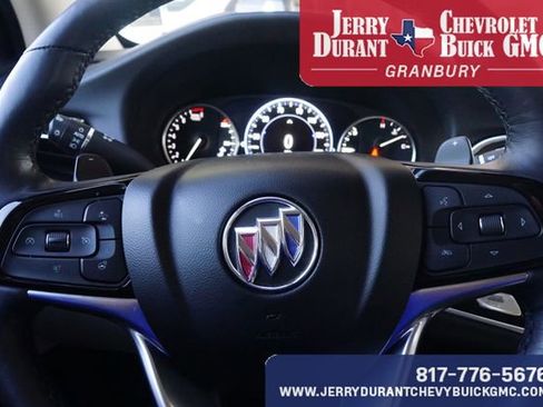 Used 2024 Buick Enclave Avenir w/ Avenir Technology Package image 15