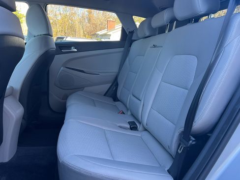 Used 2020 Hyundai Tucson SE image 23