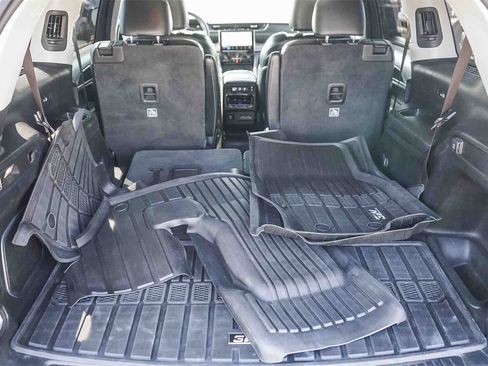 Used 2021 Jeep Grand Cherokee L Limited image 24