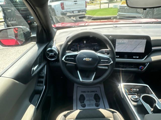 New 2027 Chevrolet Equinox LT w/ Convenience Package II FWD image 26
