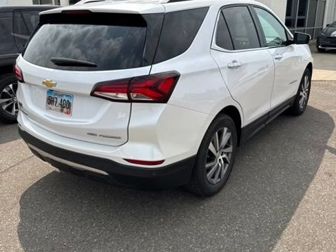 Used 2024 Chevrolet Equinox Premier AWD/4WD image 5