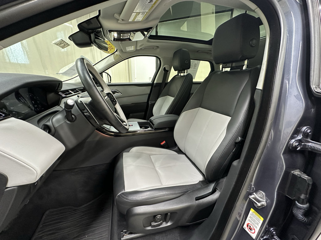 Used 2024 Land Rover Range Rover Velar S AWD/4WD image 23
