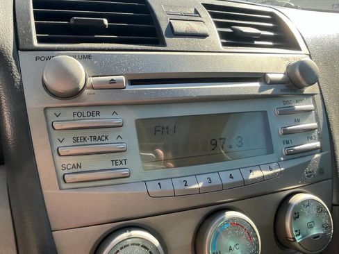 Used 2007 Toyota Camry LE image 18