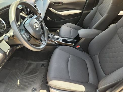 Used 2022 Toyota Corolla LE w/ LE Convenience Package FWD image 9