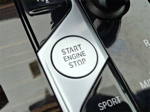 Used 2021 BMW X5 xDrive40i w/ Convenience Package image 25