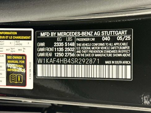 Used 2025 Mercedes-Benz C 300 4MATIC Sedan image 29