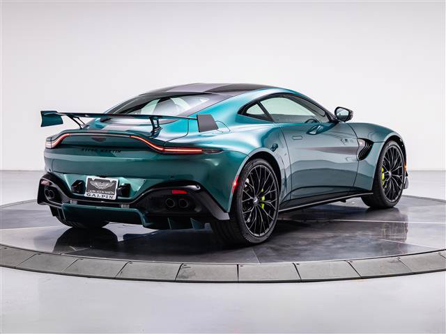 Used 2023 Aston Martin V8 Vantage Coupe RWD image 12