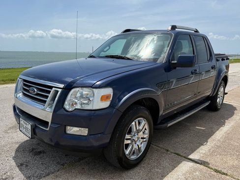 Used 2008 Ford Explorer Sport Trac Limited RWD image 1
