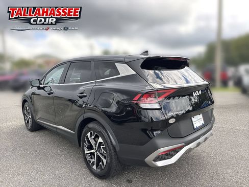 Used 2023 Kia Sportage EX FWD image 8