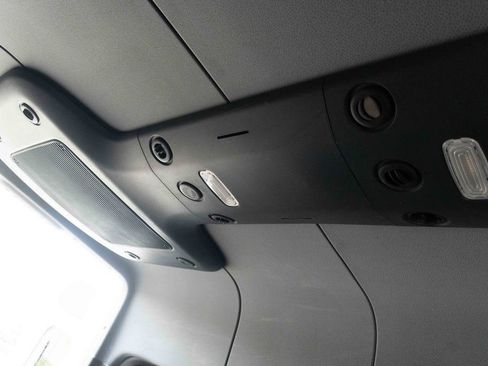 Used 2020 Mercedes-Benz Sprinter 2500 image 26