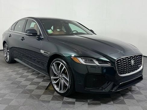 New 2024 Jaguar XF R-Dynamic SE AWD/4WD image 10