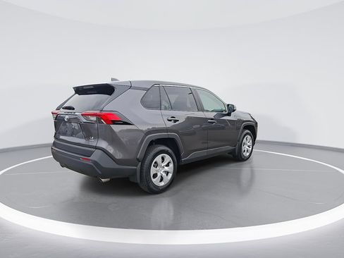 Certified 2024 Toyota RAV4 LE AWD/4WD image 9