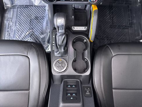 Used 2025 Ford Bronco 4-Door AWD/4WD image 24