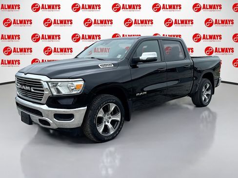 Used 2023 RAM 1500 Laramie AWD/4WD image 1