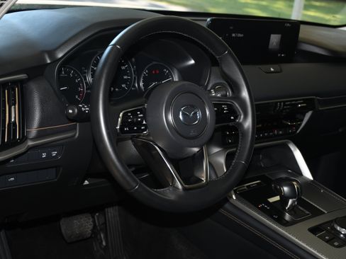 Used 2024 MAZDA CX-90 3.3 Turbo w/ Preferred Plus image 9
