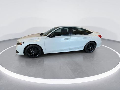 Used 2023 Honda Civic Sport image 5