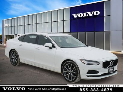 Used 2018 Volvo S90 T6 Momentum w/ Convenience Package