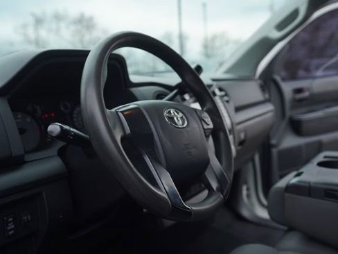 Used 2014 Toyota Tundra SR image 25