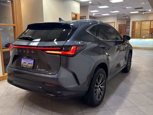 Used 2024 Lexus NX 250 FWD w/ Towing Package (2000 Lbs) image 6