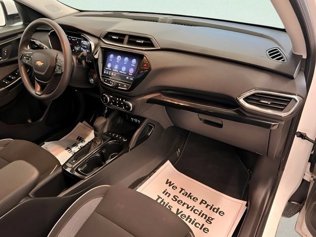 Used 2023 Chevrolet TrailBlazer LT w/ Convenience Package AWD/4WD image 12