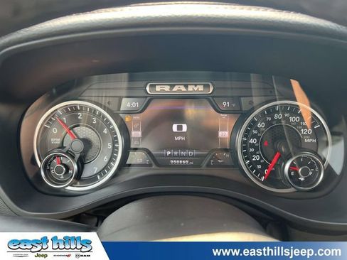 Used 2022 RAM 1500 Laramie AWD/4WD image 28