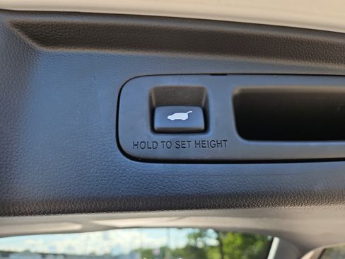 Certified 2024 Honda CR-V EX-L image 34