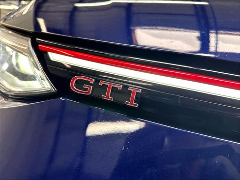 Used 2023 Volkswagen GTI Autobahn FWD image 34