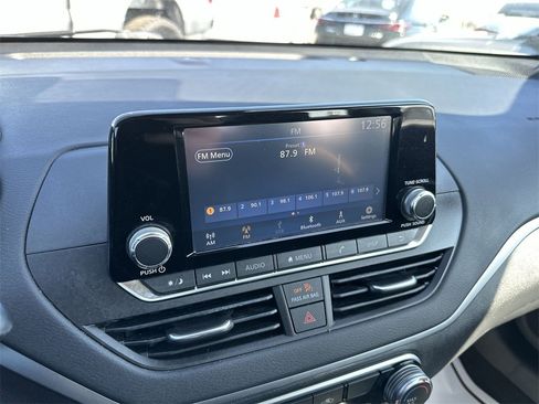 Used 2021 Nissan Altima 2.5 S image 16