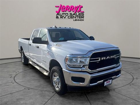 Used 2020 RAM 3500 Tradesman image 19