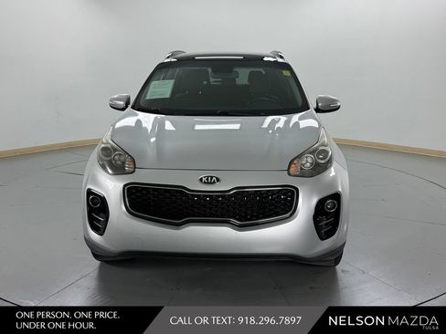 Used 2018 Kia Sportage EX w/ EX Premium Package AWD/4WD image 2