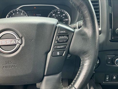 Used 2022 Nissan Frontier SV w/ SV Premium Package AWD/4WD image 20